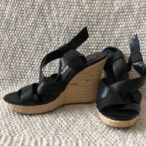 Jessica Simpson Black Wedges